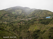 A view of Aponte from across the valley